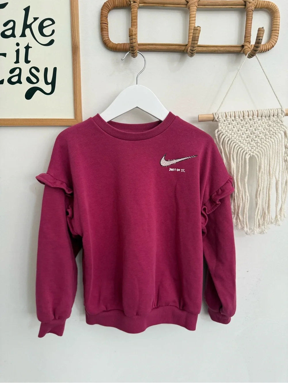 Nike - 5-6y (M) - logo sweatshirt with ruffle sleeves